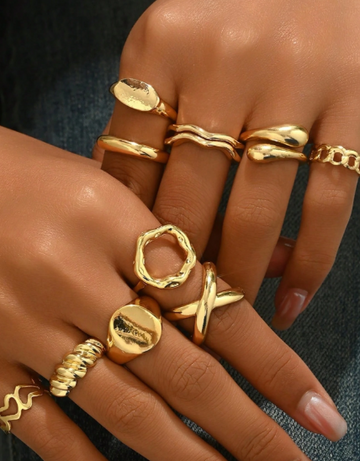 Geometric Curve Rings