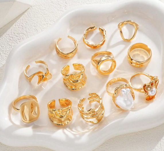 Asymmetric Pearl Flower Rings