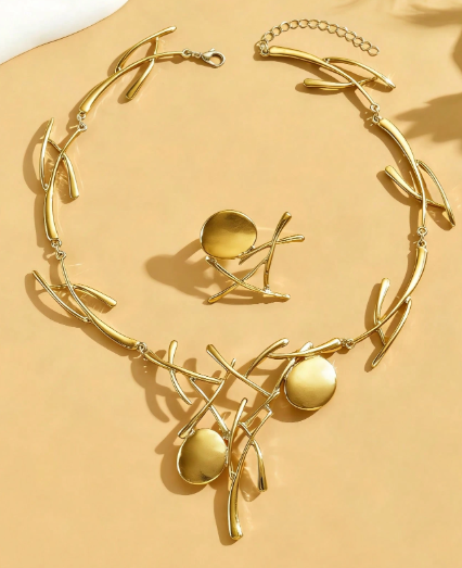 Asymmetrical Geometric  Necklace And Ring Set