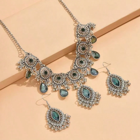 Vintage Bohemian Style Green Crystal Jewelry Set