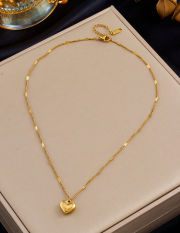 Simple Gold Tone Necklace