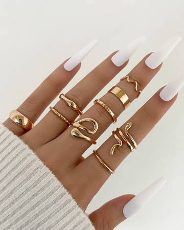 Rhinestone Decor Snake Design Ring