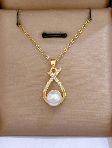 Necklace Chain With White Pearl