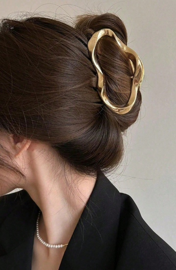 Large Hollow Alloy Hair Clip
