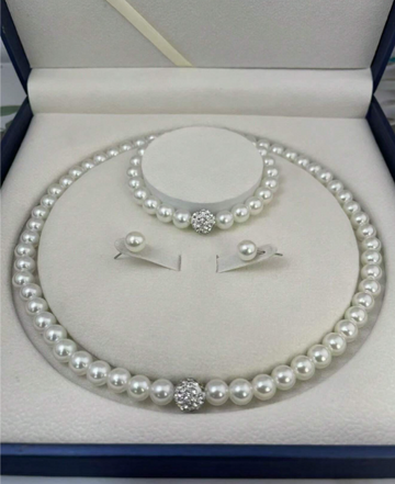 Faux Pearl Necklace