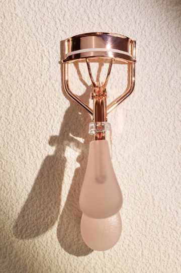 Rose Gold Eyelash Curler