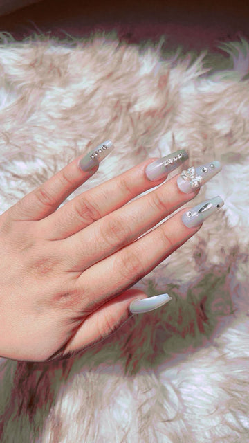 Luxury Rhinestone Gradient Press-On Nails (Grey Ombre)